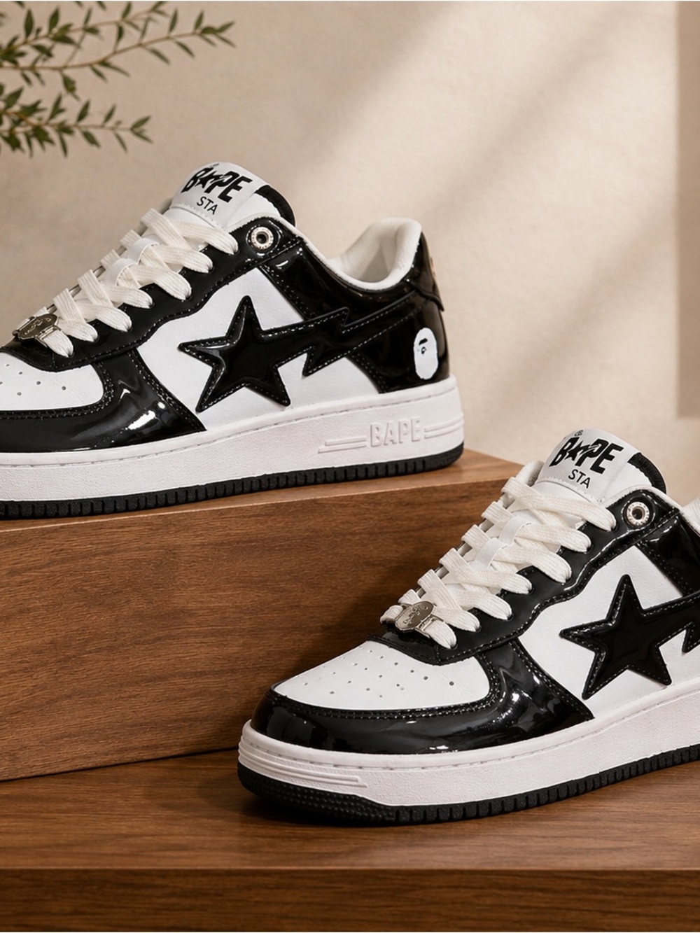 Unknown Source Men Black & White Patent Leather Sneakers